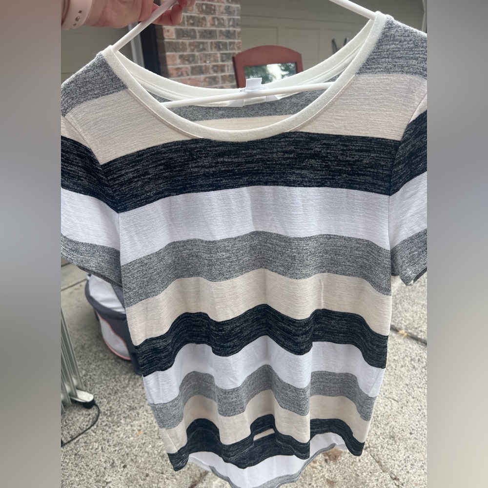 Women Short Sleeve Shirt